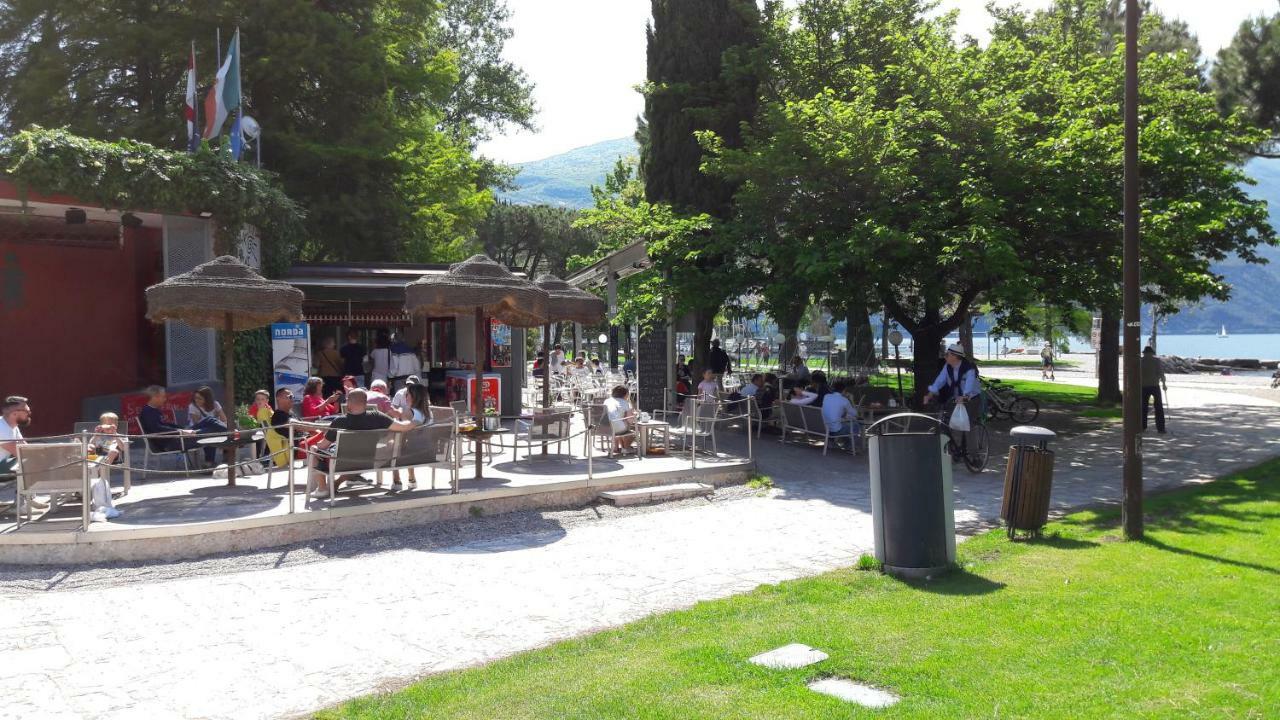 Garda Blu Apartment Riva del Garda Eksteriør billede
